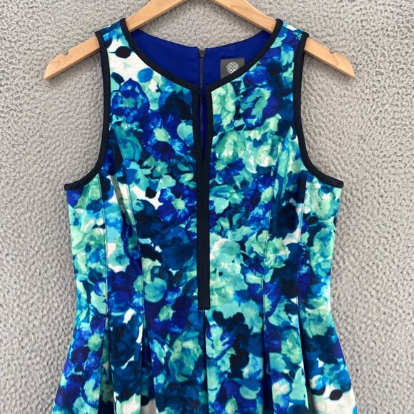 Vince Camuto Dress Womens 14 Blue Green Floral Scuba Fit & Flare Pleated Keyhole - Picture 2 of 10